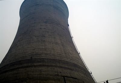 The Suratgarh Super Thermal Power Plant in Rajasthan, the kind of installation the emissions study modelled.