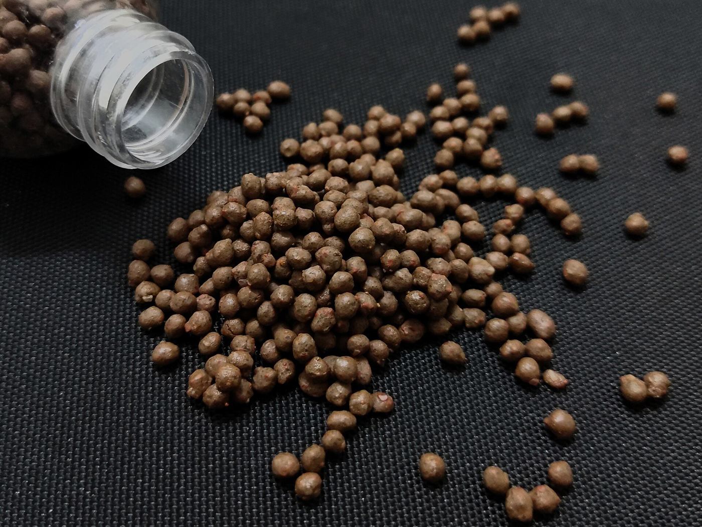 Fertiliser on a farm. Two of the three pressures in this piece are fuel and fertiliser, both imported.